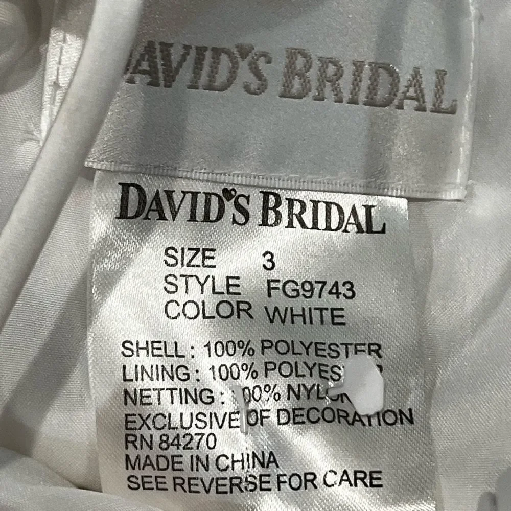 Elegant White Kids Dress size 3